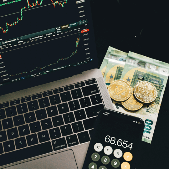 Spike Daypro 2U 暗号投資専門家チーム